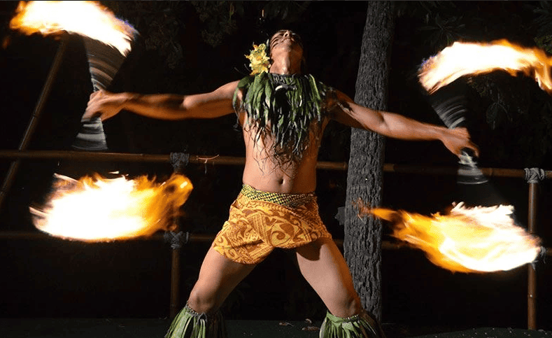 Royal Kona Fire-Knife Dancer